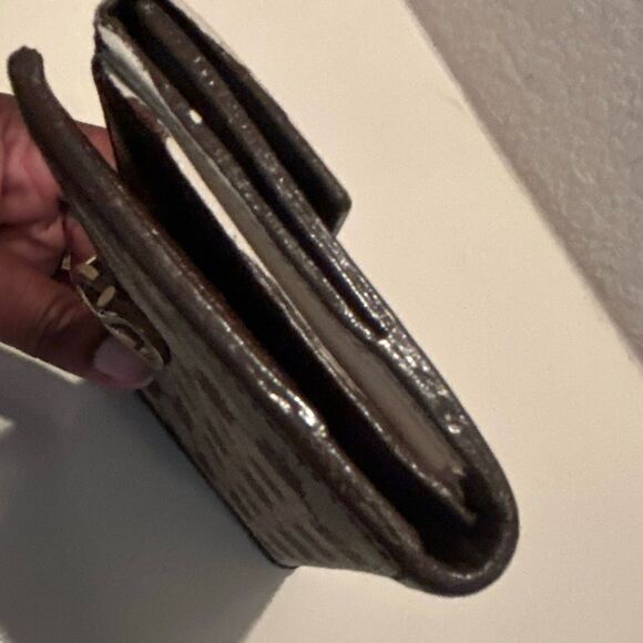 Gucci Foldover Long GG Monogram Logo Canvas Brown PROJECT TLC READ - Picture 14 of 15